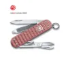 Bilde av Victorinox Classic Precious Alox Gentle Rose